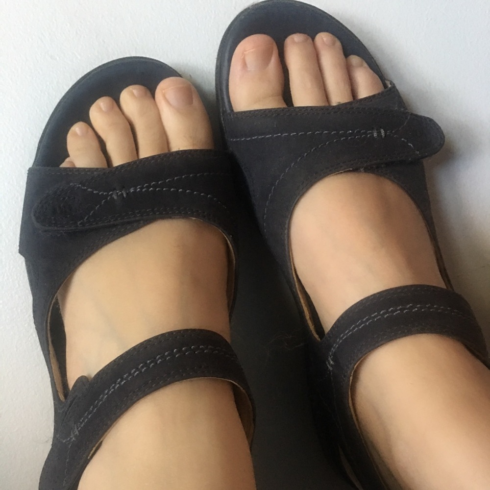 CLARKS WOMEN SANDAL UN HATCH BLUE STYLE